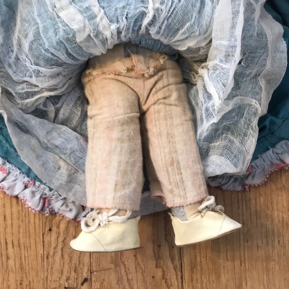 Vintage handmade gypsy doll - Picture 6 of 8